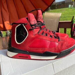 Air Jordan flight red and black high top. Men size :13